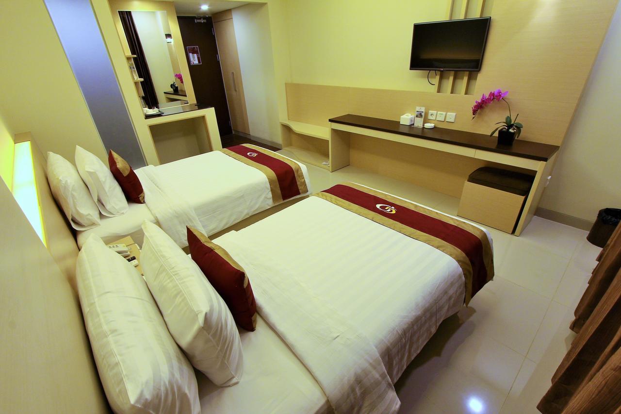 Grand Parama Hotel Tanjung Redep Exterior foto