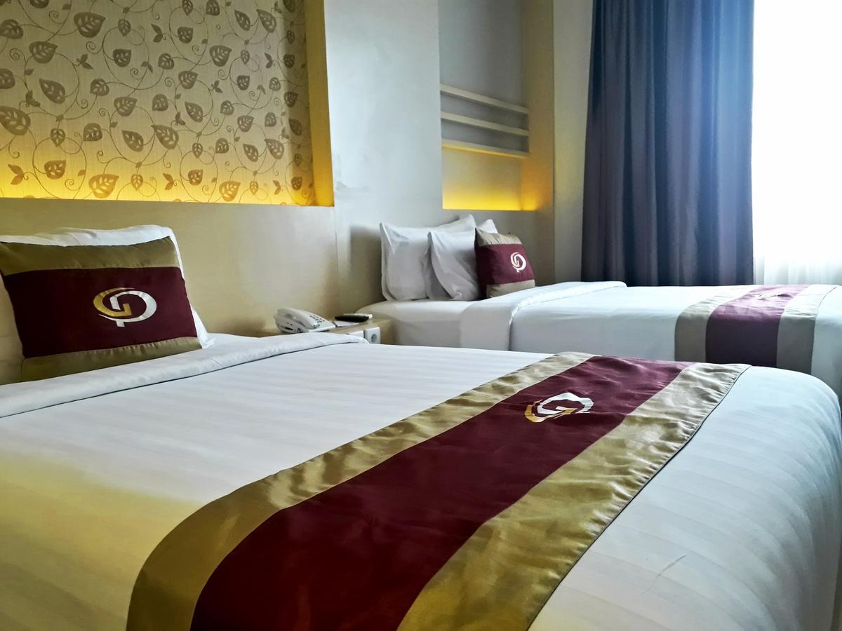 Grand Parama Hotel Tanjung Redep Exterior foto