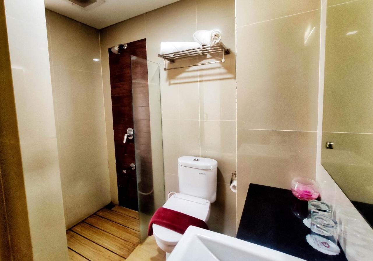 Grand Parama Hotel Tanjung Redep Exterior foto